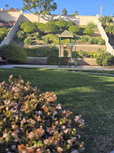 Detail Gallery Image 52 of 66 For 2955 Avendia Valera, Carlsbad,  CA 92009 - 5 Beds | 3 Baths