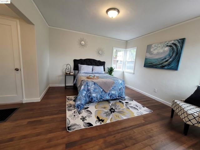 3504 68Th Ave, Oakland CA: https://media.crmls.org/mediaz/5e01a7d1-3661-42bc-9707-e7f78553823e.jpg