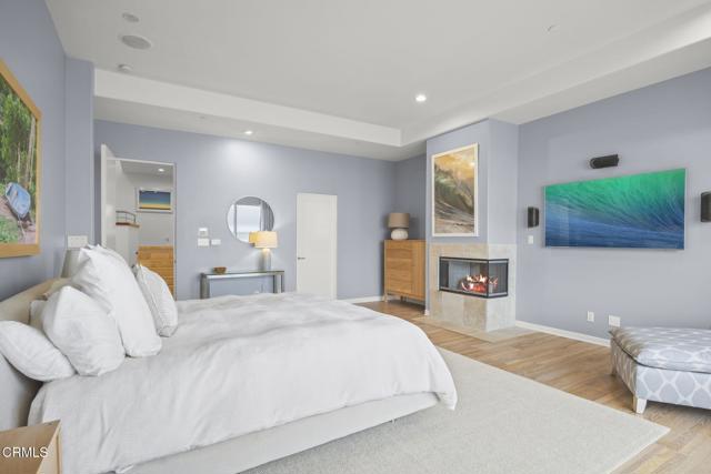 815 Mandalay Beach Road, Oxnard CA: https://media.crmls.org/mediaz/5e01e908-870d-48ba-bfe7-b5134bce5d72.jpg