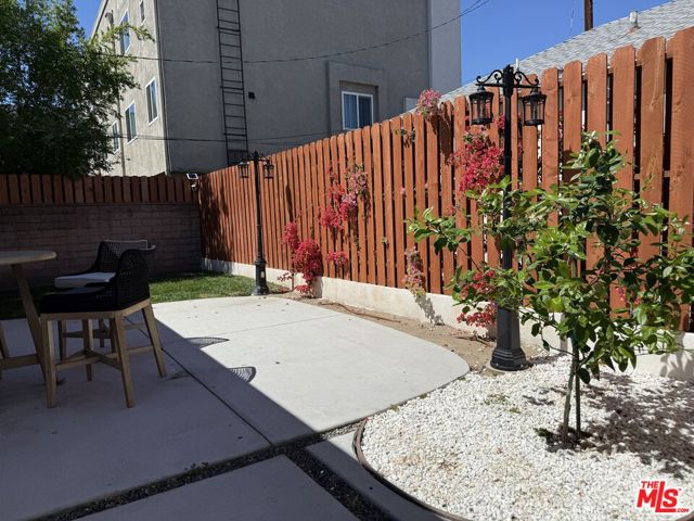 Image 4 of 11 For 531 Burchett Street