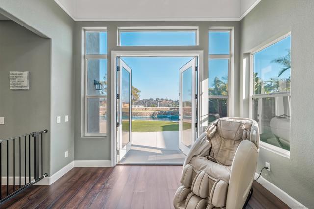 1833 Magnolia Court, California 92054, 5 Bedrooms Bedrooms, ,3 BathroomsBathrooms,Single Family Residence,For Sale,Magnolia Court,250039306SD
