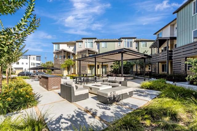 1809 Joshua Tree Circle, Milpitas CA: https://media.crmls.org/mediaz/5e03dbfb-abef-4dcc-ab2a-2bbb387162e2.jpg