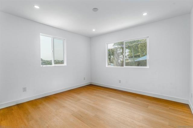 6327 Brooklyn Ave, San Diego CA: https://media.crmls.org/mediaz/5e05b83f-fe82-4f70-af6f-1b6a8a609a14.jpg
