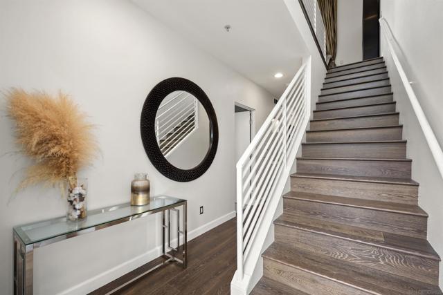 3788 Park Blvd, San Diego CA: https://media.crmls.org/mediaz/5e06ad81-2dc7-4ea3-bb1b-9f3273a54af4.jpg