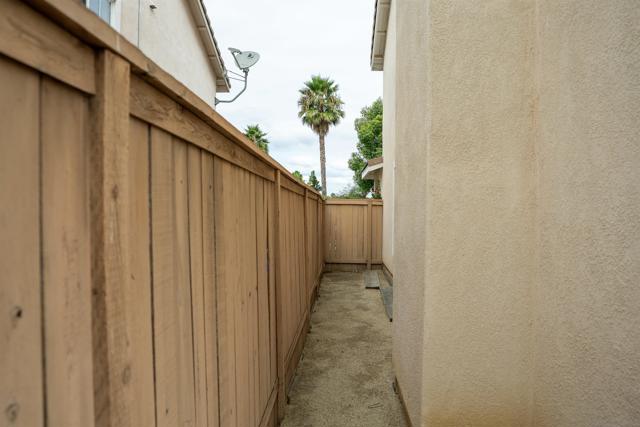 Image 18 of 23 For 390 La Soledad Way