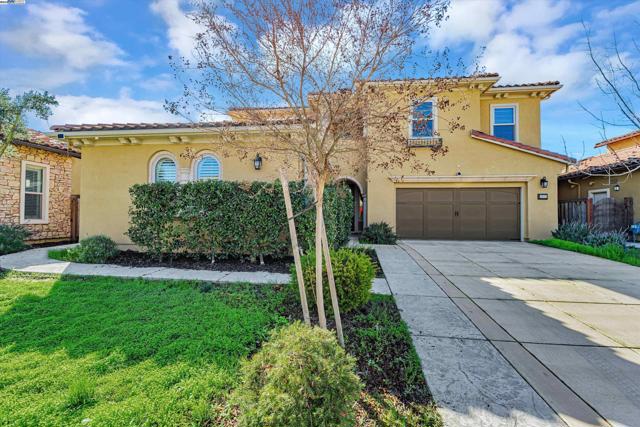 3602 Levanto Way, Manteca CA: https://media.crmls.org/mediaz/5e086428-d522-42a7-a8fe-52ecafc0f7fa.jpg