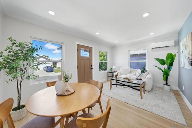 Image 6 of 16 For 3621 Collier Ave.