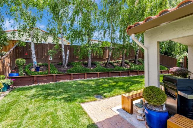 19 Magnolia Court, Watsonville CA: https://media.crmls.org/mediaz/5e08d593-2265-46cf-8fb1-90fcf3915515.jpg