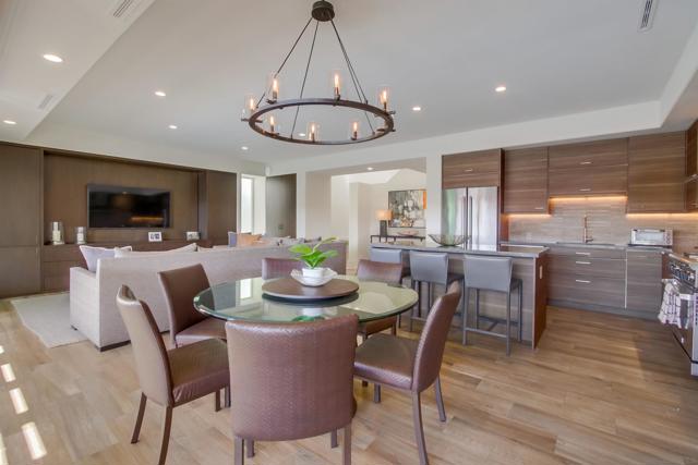 8 Buccaneer Way, Coronado CA: https://media.crmls.org/mediaz/5e09348f-5389-4341-b169-e11261415657.jpg