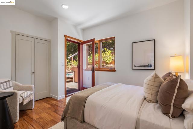 435 Tremont Avenue, Richmond CA: https://media.crmls.org/mediaz/5e0992b7-9ae5-4c3a-96f3-94db0ebe700d.jpg