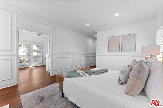 11840 Rowles Court, Los Angeles CA: https://media.crmls.org/mediaz/5e0a4326-e709-47e1-a095-552c37104958.jpg