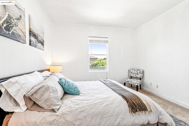 4576 Benton St, Antioch CA: https://media.crmls.org/mediaz/5e0a70f7-f5e4-4bae-93b5-2ba69c46b28e.jpg