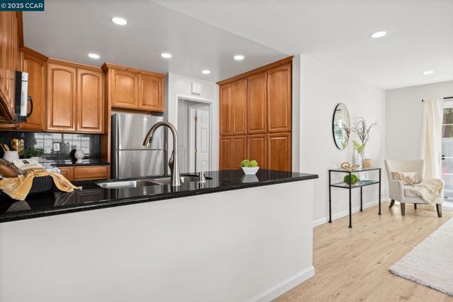 127 Elvira St, Livermore CA: https://media.crmls.org/mediaz/5e0b0339-f0fa-4b1e-9ecd-e082f2d1ea79.jpg