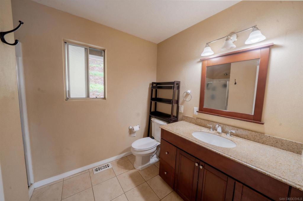 Escondido - photo 18