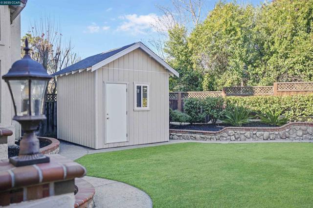 Image 33 of 37 For 782 Ygnacio Woods Ct