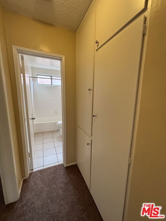 6015 10th Avenue, Los Angeles CA: https://media.crmls.org/mediaz/5e0cce34-3e60-4a31-9101-55110b3fa2e7.jpg