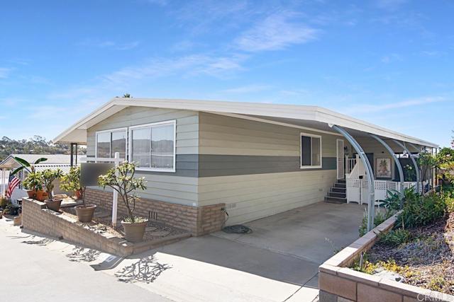 Detail Gallery Image 12 of 43 For 1930 W San Marcos Bld #204,  San Marcos,  CA 92078 - 2 Beds | 2 Baths