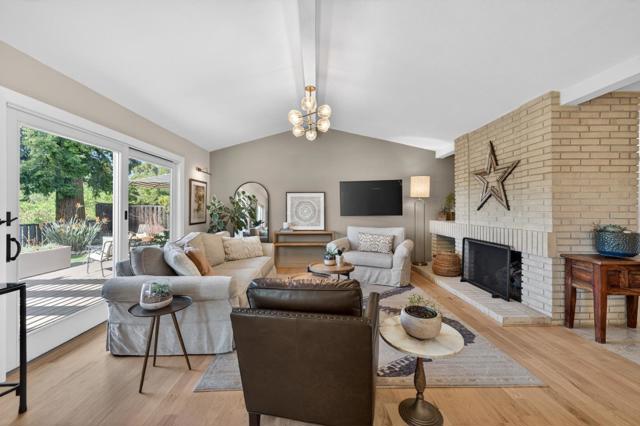 8325 Pinotage Court, San Jose CA: https://media.crmls.org/mediaz/5e0ce352-917e-4694-bb79-af02bb734825.jpg