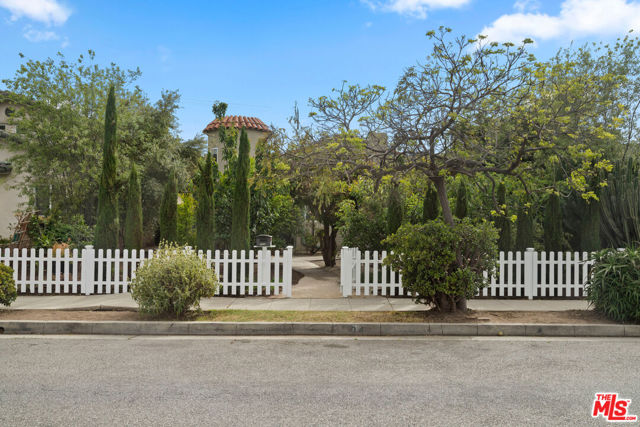 2404 23rd Street photo 1