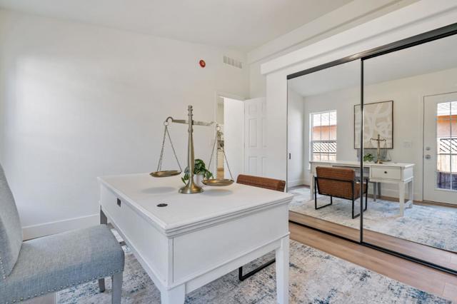 123 Wayne Court, Redwood City CA: https://media.crmls.org/mediaz/5e0eab7f-df82-4960-b8af-8d4ce34a6842.jpg
