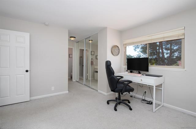 6581 Camino Capistrano, Carlsbad CA: https://media.crmls.org/mediaz/5e0ec040-793a-43ee-abec-eadfe30398d0.jpg