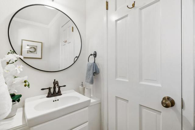 10500 Creston Drive, Los Altos CA: https://media.crmls.org/mediaz/5e1039a3-6b32-43fb-9d7e-e0c6c59bc3ba.jpg