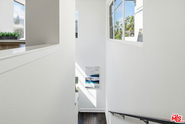 Image 12 of 33 For 5821 Lantern Court