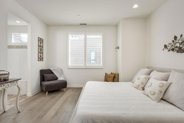 2511 State St, Carlsbad CA: https://media.crmls.org/mediaz/5e120e4f-350d-4f1b-b363-065b0d884fcf.jpg