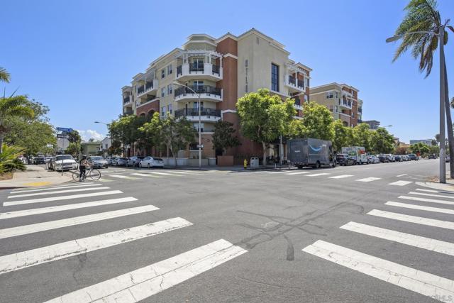 3650 5Th Ave, San Diego CA: https://media.crmls.org/mediaz/5e135437-42ee-4650-b6a5-f1953938fd70.jpg