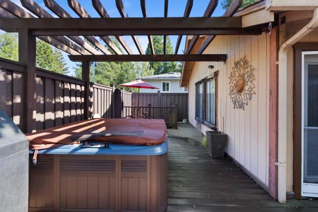 267 Crows Nest Drive, Boulder Creek CA: https://media.crmls.org/mediaz/5e13d47e-bdc1-4c44-97b3-6005b50ca85b.jpg
