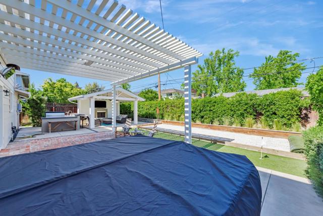 2658 Hill Park Drive, San Jose CA: https://media.crmls.org/mediaz/5e147515-9a20-4094-b0c4-8eb3aa505613.jpg