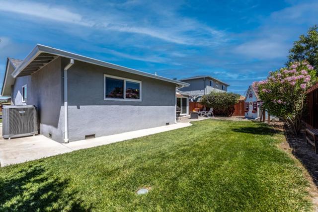 672 Sonoma Court, Livermore CA: https://media.crmls.org/mediaz/5e14ce1c-2b48-4d6b-b7d2-a0e867e82edd.jpg