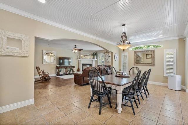 120 Tierra Del Sol, Hollister CA: https://media.crmls.org/mediaz/5e14ea2f-e433-4f87-a2b5-150e790e225c.jpg
