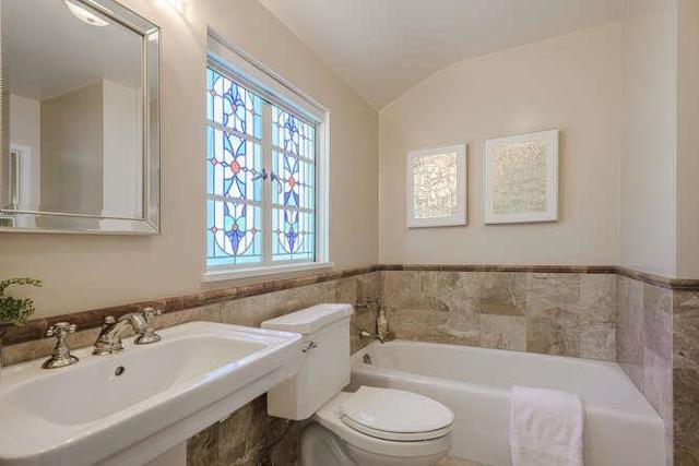 229 Aragon Boulevard, San Mateo CA: https://media.crmls.org/mediaz/5e1505a7-bf44-4d98-acbc-6bbee8221dbe.jpg