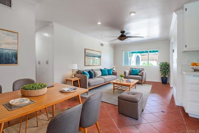 12919 Evalyn Place, Poway CA: https://media.crmls.org/mediaz/5e1560e5-c1fc-4040-a034-76c4e269e6d0.jpg