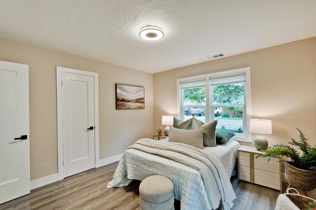 1920 Glen Una Avenue, San Jose CA: https://media.crmls.org/mediaz/5e15b6ba-1747-486d-822f-8b3e31bbfd17.jpg