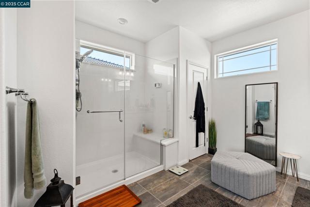 158 Wooley Creek Way, Brentwood CA: https://media.crmls.org/mediaz/5e15d63d-37be-4a2f-acd6-9a86e79931cc.jpg