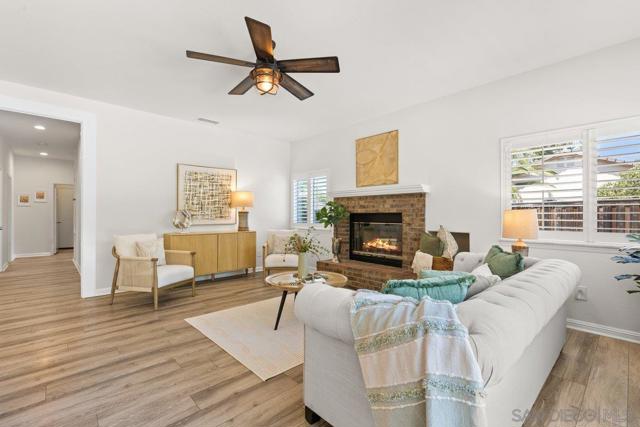2084 Roberts Pl, Escondido CA: https://media.crmls.org/mediaz/5e15e2d5-e256-4712-9265-ee0ade487e44.jpg