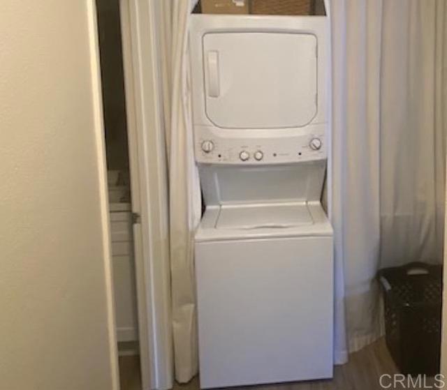 2330 Hosp Way, Carlsbad CA: https://media.crmls.org/mediaz/5e16bdc5-c6e4-4e08-b43e-a61418199c23.jpg