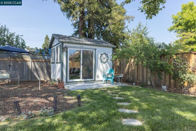28 WESTWOOD, Napa CA: https://media.crmls.org/mediaz/5e174fb5-1ace-4727-b9d1-1d8d7386ac05.jpg