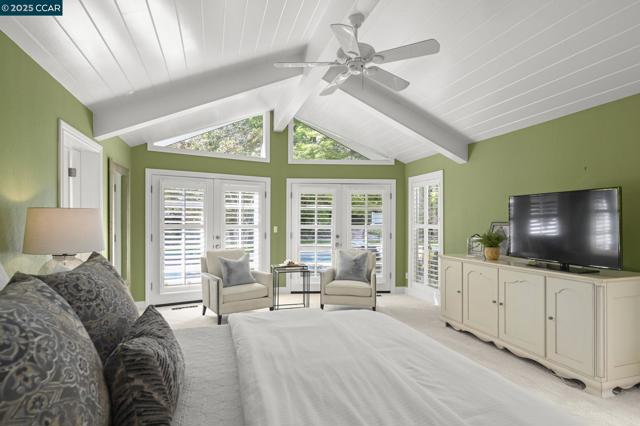 2145 Deer Oak Way, Danville CA: https://media.crmls.org/mediaz/5e17b1ec-fe48-4ed5-ab74-b0221c06c3d5.jpg