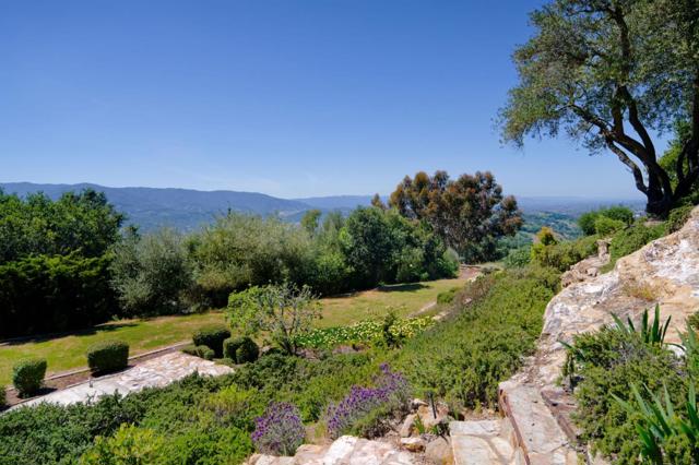 20753 Scenic Vista Drive, San Jose CA: https://media.crmls.org/mediaz/5e18c098-9cd9-4e1e-88a8-cbb19da0e50f.jpg