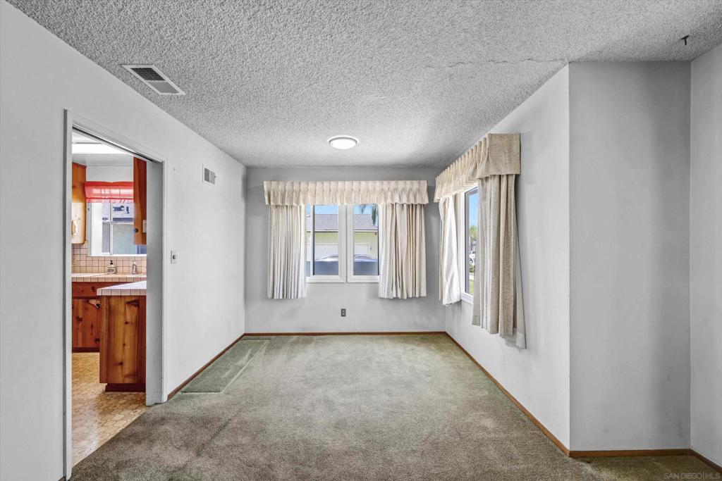 5533 Elgin Ave - photo 9