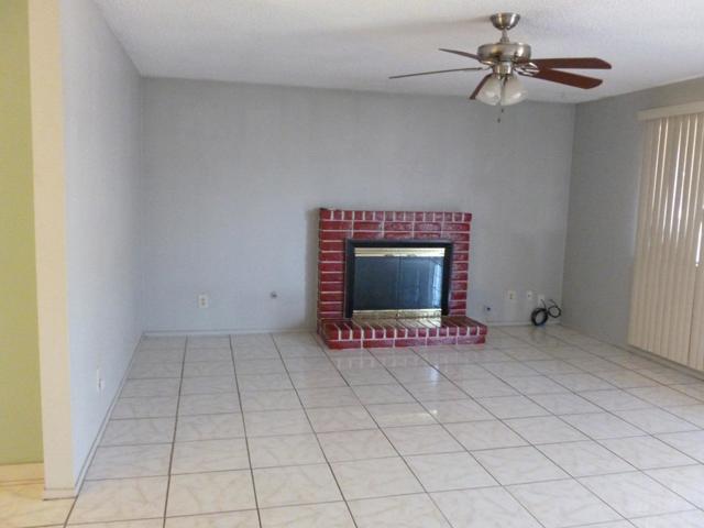 460 SE Jeremy Court, Oakdale CA: https://media.crmls.org/mediaz/5e19b870-b12e-4557-957e-326567c4454c.jpg