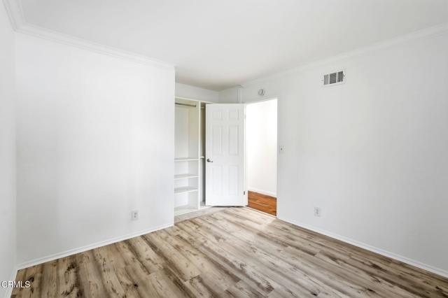 Detail Gallery Image 39 of 56 For 2082 Belgrave Ct, Simi Valley,  CA 93063 - 3 Beds | 2 Baths