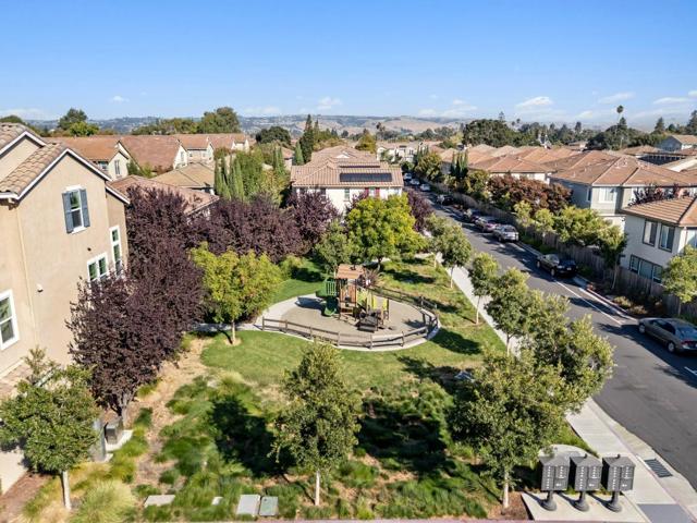 1512 Hayden Street, Hayward CA: https://media.crmls.org/mediaz/5e1e0199-7941-4632-93c9-51b879911768.jpg