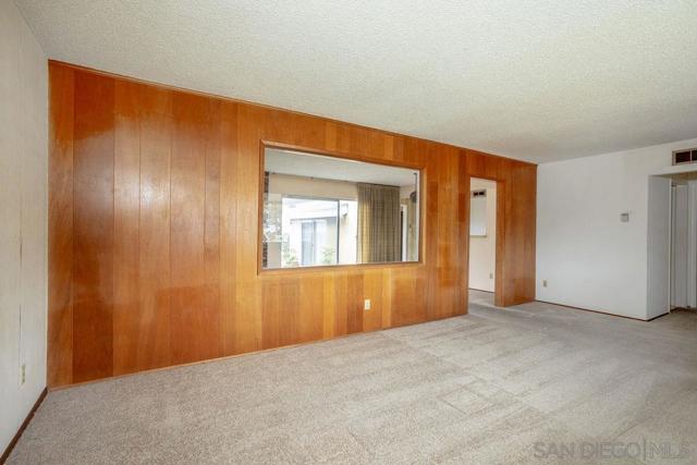 97 East Whitney Street, Chula Vista CA: https://media.crmls.org/mediaz/5e1e36e5-980d-454e-9255-dda69fb51c98.jpg