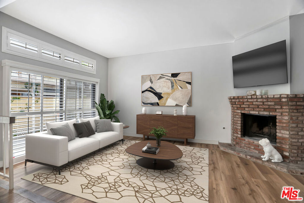 7100 Balboa Boulevard #703