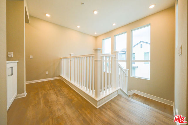 1681 Whitmore Loop, Chula Vista CA: https://media.crmls.org/mediaz/5e1f032d-27b3-4c26-ad79-c23ea07fe1c2.jpg