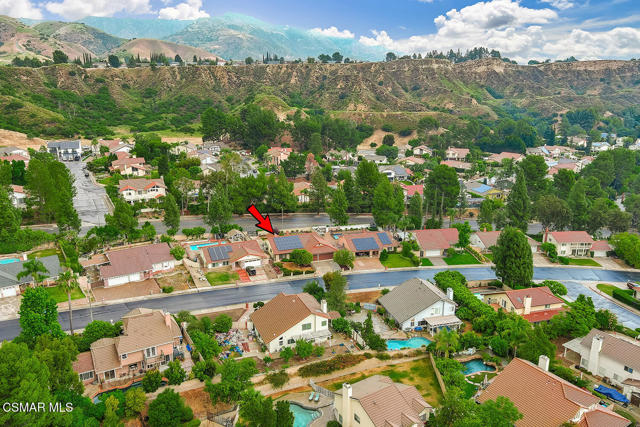11820 Doral Avenue, Porter Ranch CA: https://media.crmls.org/mediaz/5e1f20e5-9a2f-411c-8cc0-6ff333232223.jpg